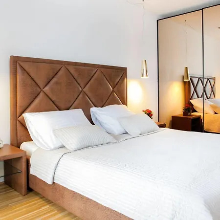 Waterfront Apartment Prague